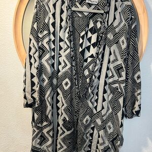 Black, Gray and White Geometric Cardigan